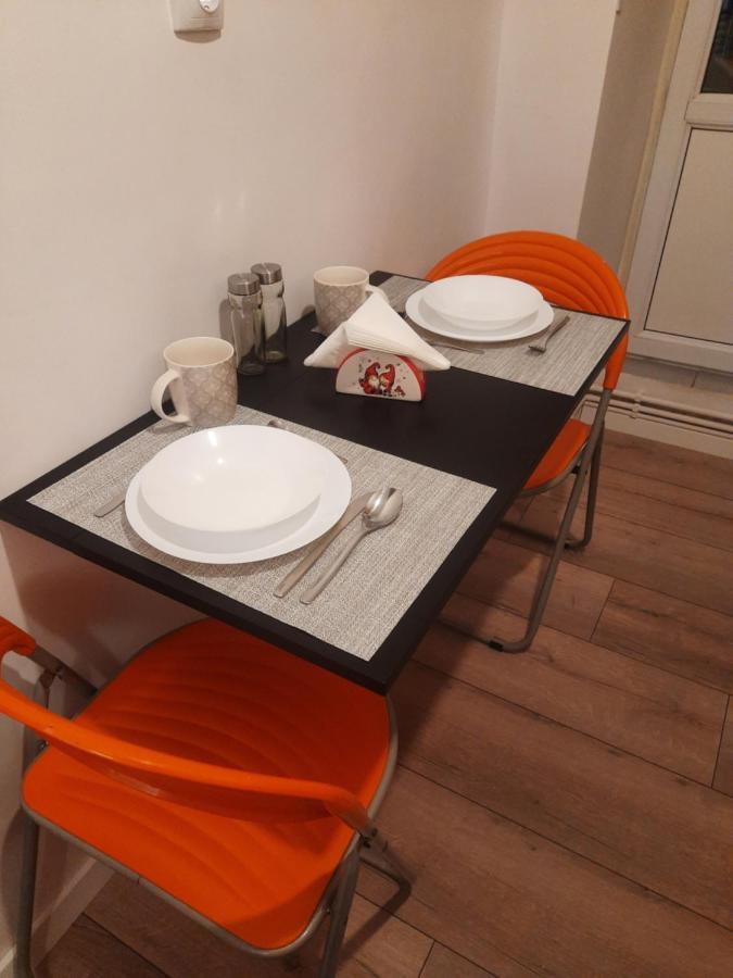 Lyra Apartment Sfantu Gheorghe  Exterior photo